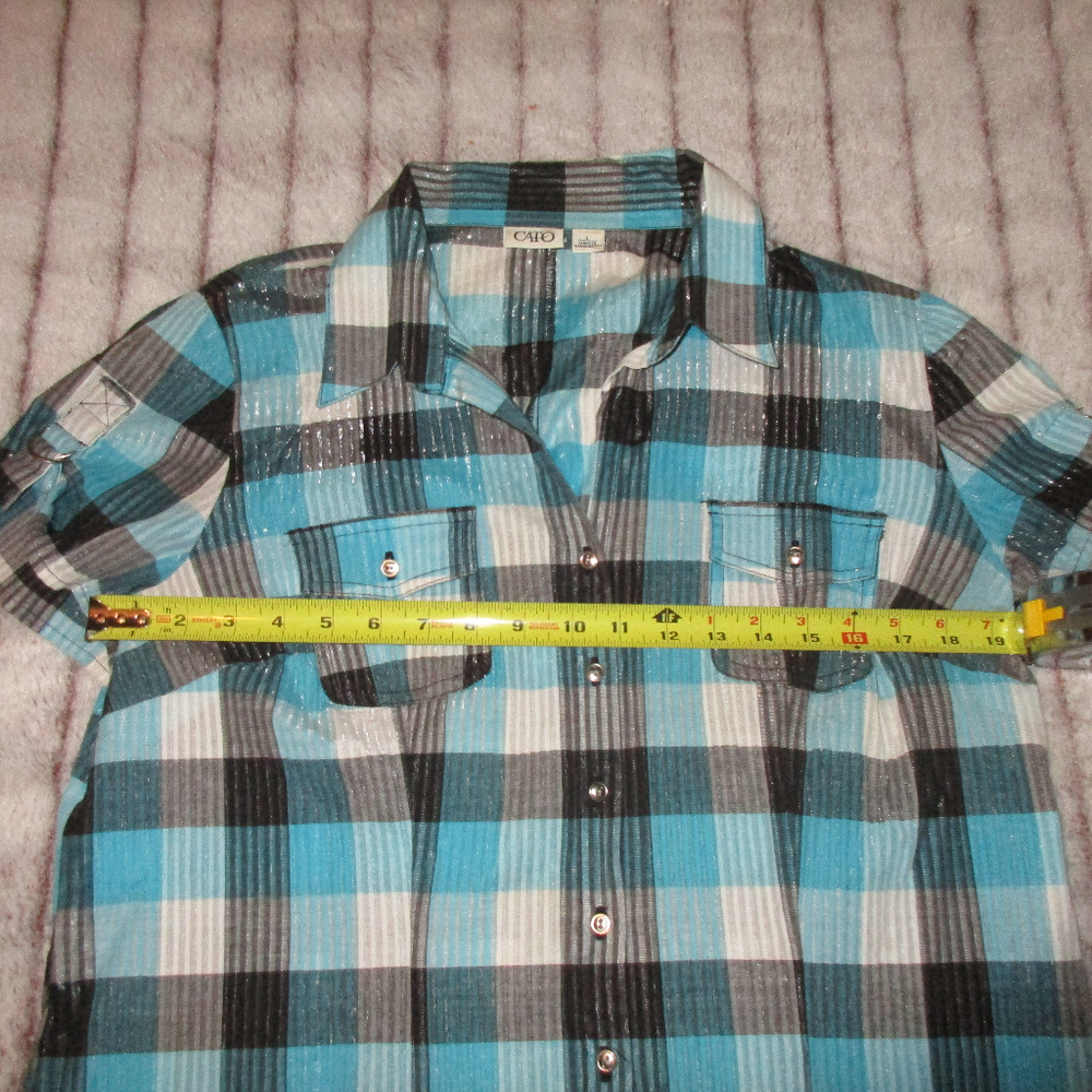Shirt - Picture 2 of 4